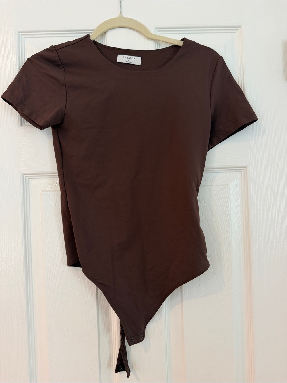Aritzia Babaton Chocolate Brown-Sleeve Bodysuit, size M